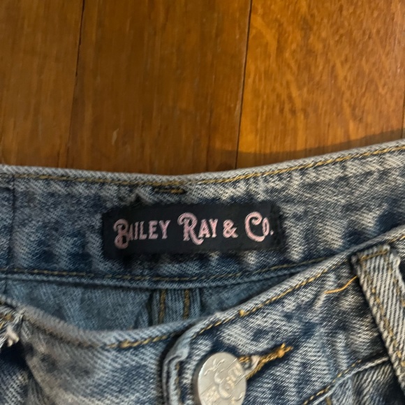 Bailey Rae Mom jeans - Picture 5 of 6